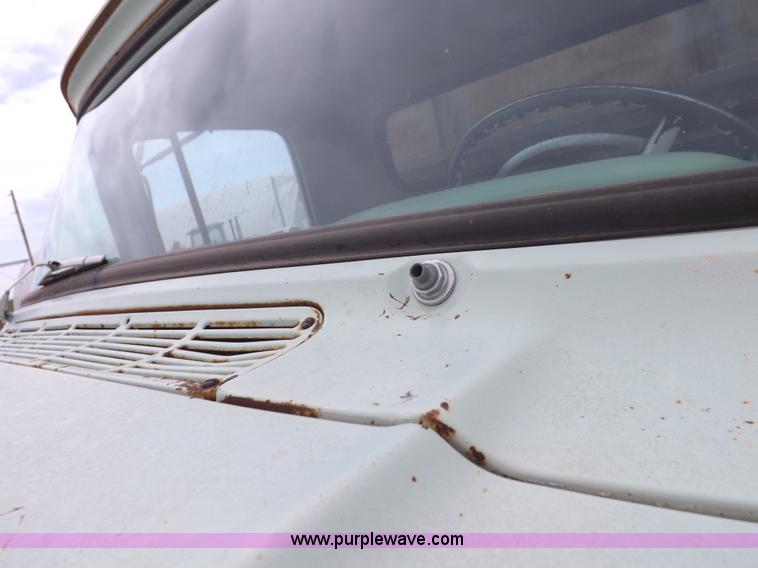 image for item H1952 1959 Ford F600 grain truck