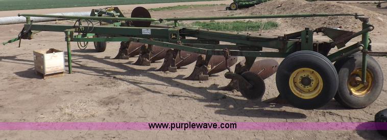image for item H1953 John Deere 2350-2450 six bottom moldboard plow