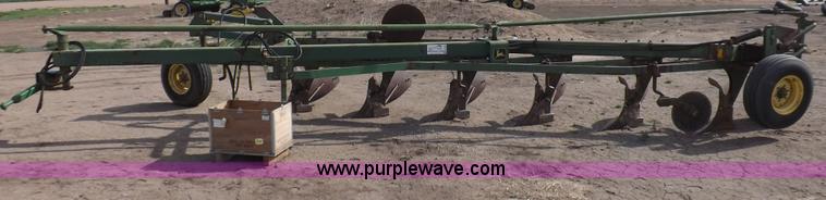 image for item H1953 John Deere 2350-2450 six bottom moldboard plow
