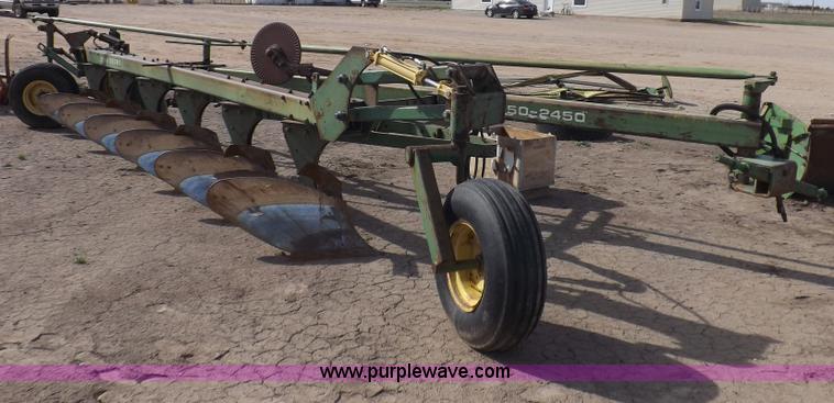 image for item H1953 John Deere 2350-2450 six bottom moldboard plow