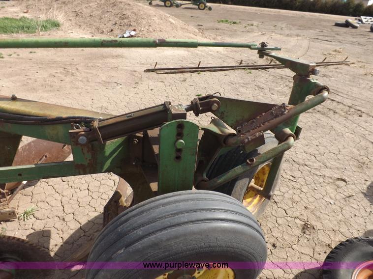 image for item H1953 John Deere 2350-2450 six bottom moldboard plow