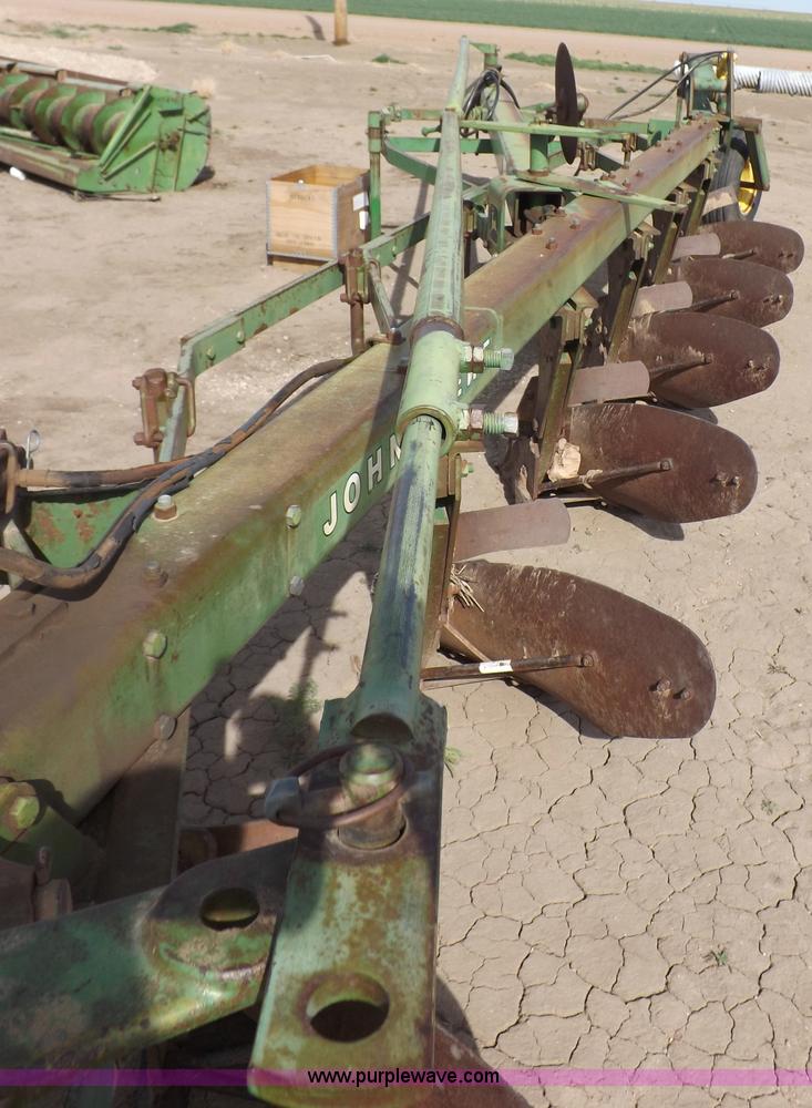 image for item H1953 John Deere 2350-2450 six bottom moldboard plow
