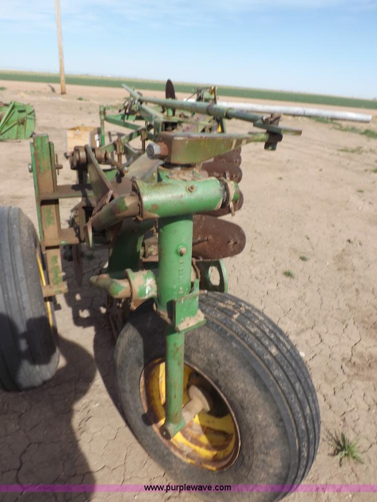 image for item H1953 John Deere 2350-2450 six bottom moldboard plow