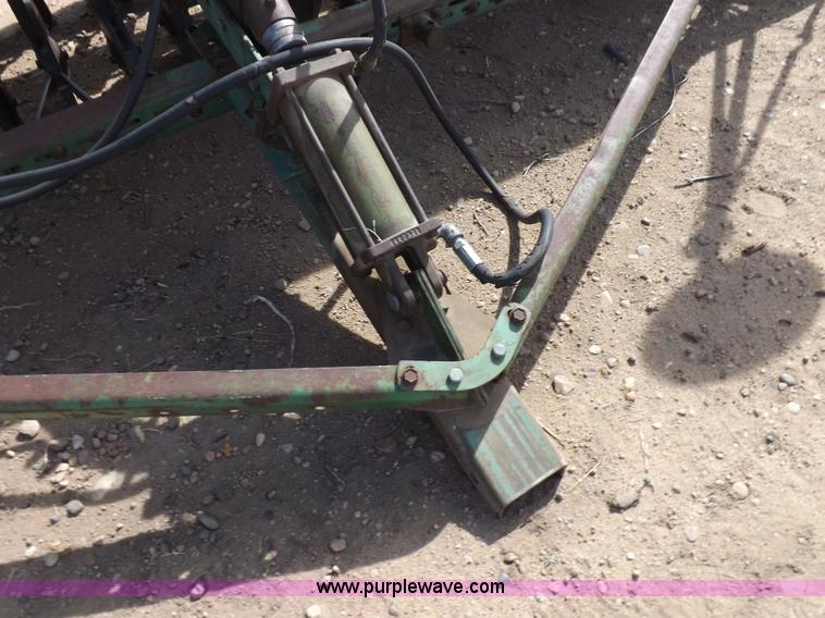 image for item H1954 John Deere 8300 drill