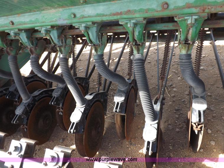 image for item H1954 John Deere 8300 drill