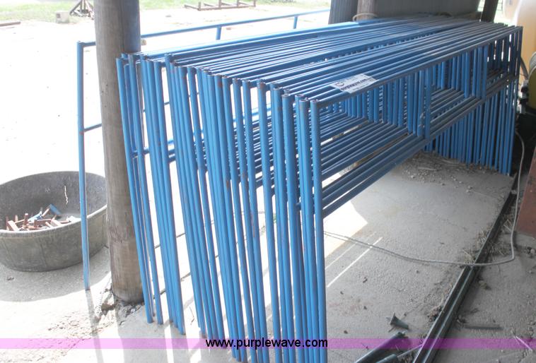 image for item H2125 (31) livestock panels