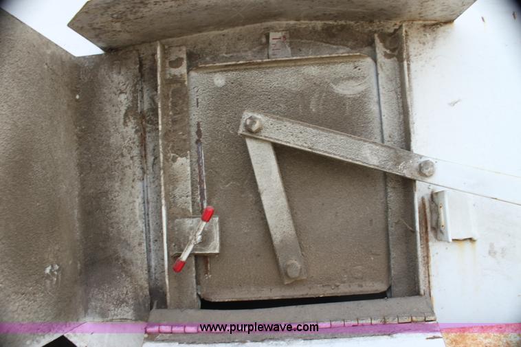 image for item H2127 T&S Manufacturing trip hopper cube feeder