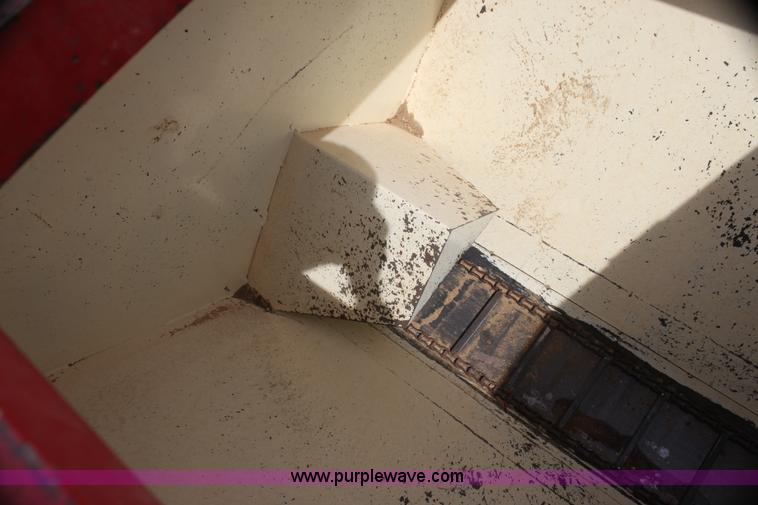 image for item H2127 T&S Manufacturing trip hopper cube feeder