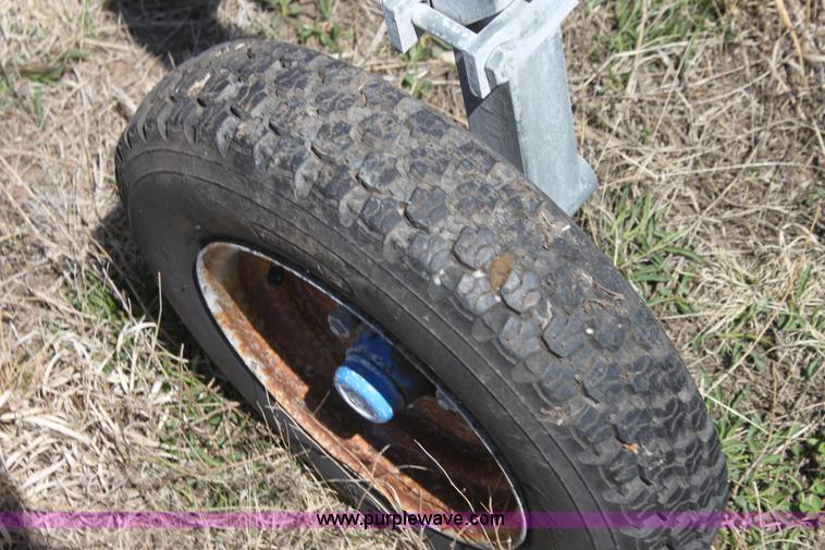 image for item H2136 1999 Ocmis irrigation spool trailer