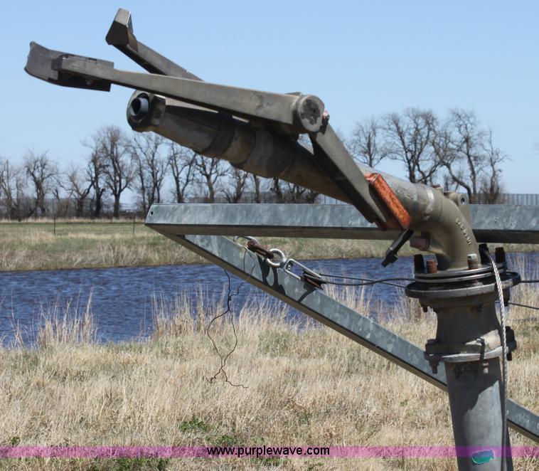 image for item H2136 1999 Ocmis irrigation spool trailer