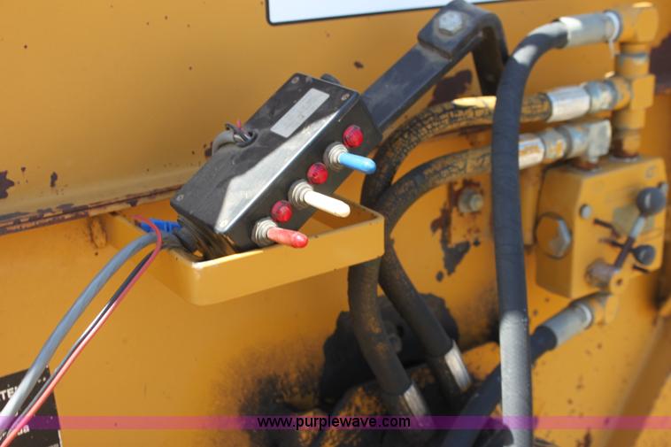 image for item H2140 Duratech bale feeder/retriever