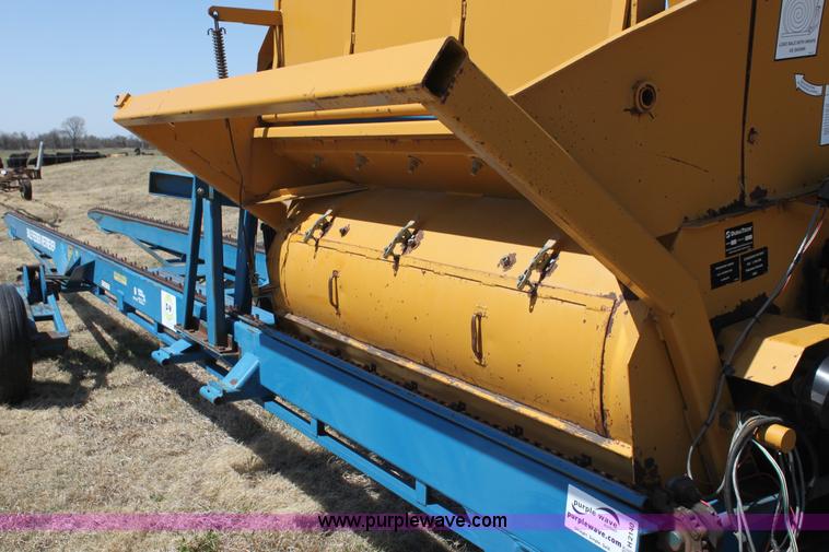 image for item H2140 Duratech bale feeder/retriever