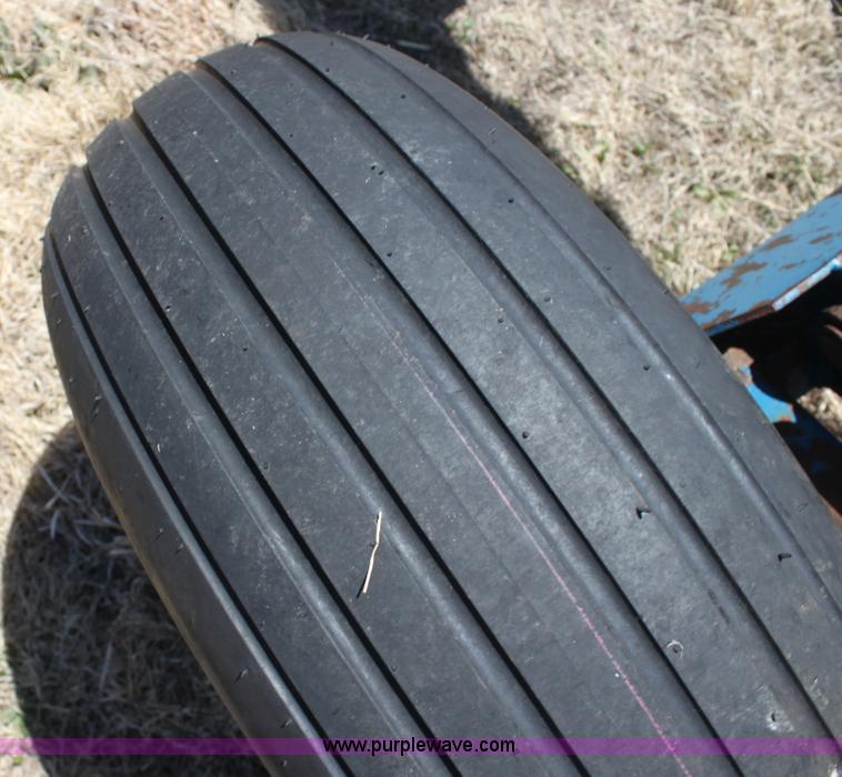 image for item H2140 Duratech bale feeder/retriever