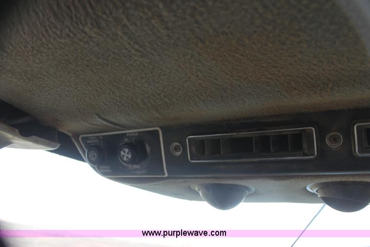 image for item H2146 1991 Ford 876 Versatile 4WD tractor