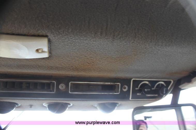 image for item H2146 1991 Ford 876 Versatile 4WD tractor