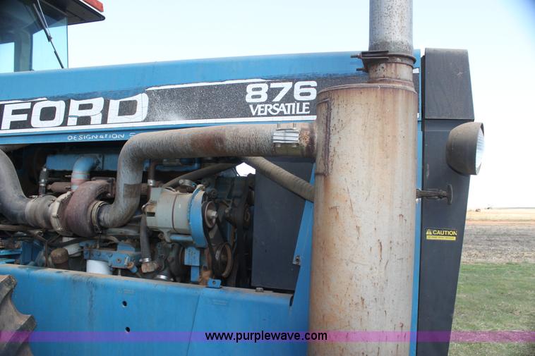 image for item H2146 1991 Ford 876 Versatile 4WD tractor