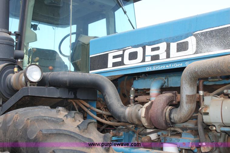 image for item H2146 1991 Ford 876 Versatile 4WD tractor