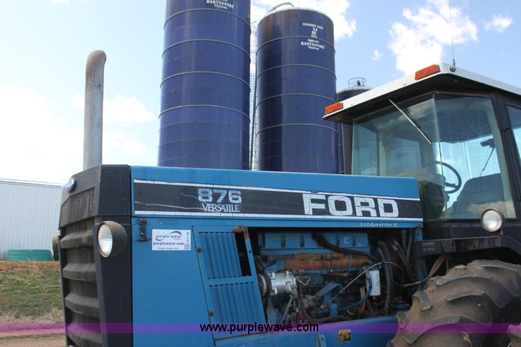 image for item H2146 1991 Ford 876 Versatile 4WD tractor