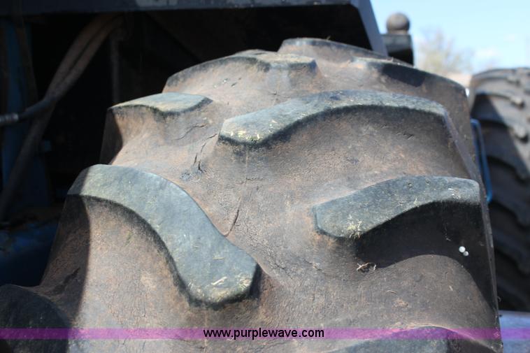 image for item H2146 1991 Ford 876 Versatile 4WD tractor