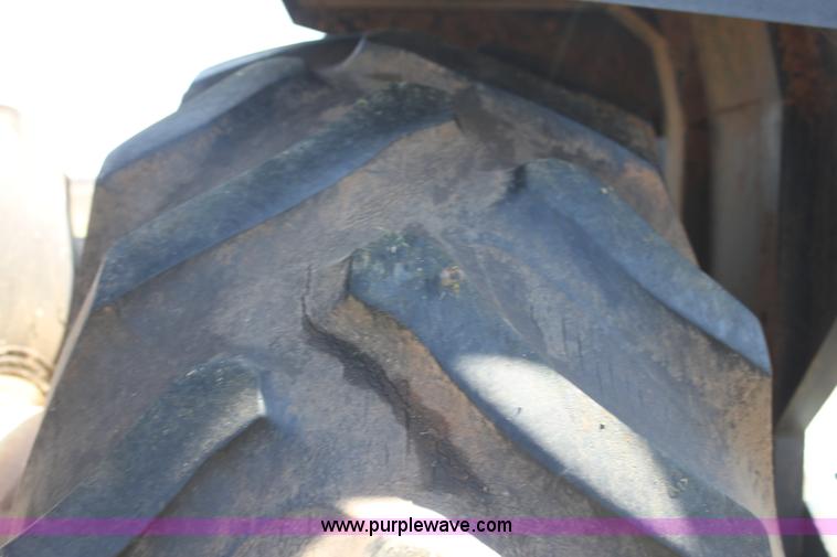 image for item H2146 1991 Ford 876 Versatile 4WD tractor