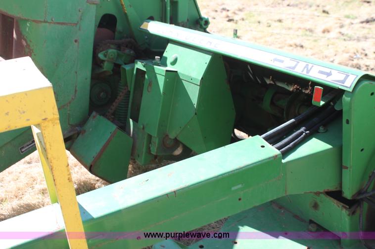 image for item H2160 John Deere 3950 forage harvester