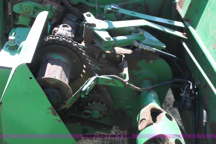 image for item H2160 John Deere 3950 forage harvester