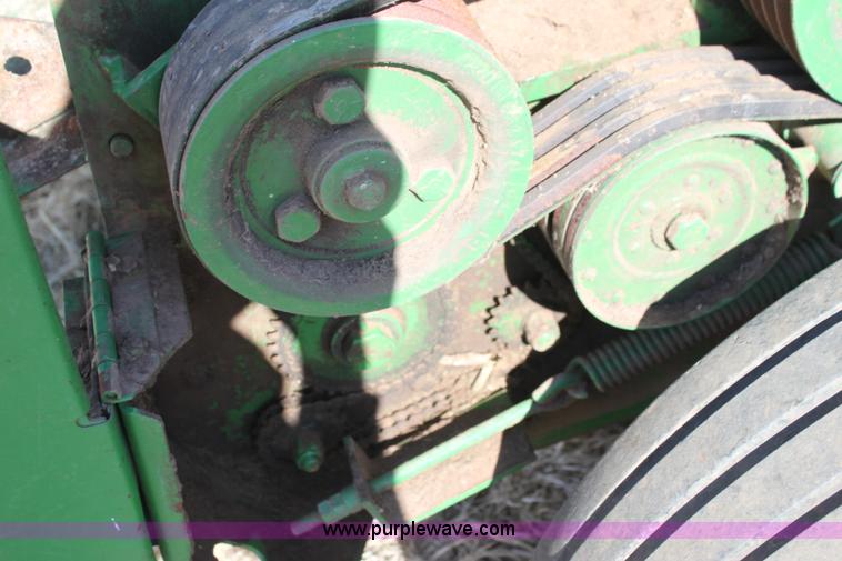 image for item H2160 John Deere 3950 forage harvester