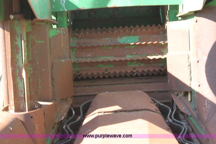 image for item H2160 John Deere 3950 forage harvester