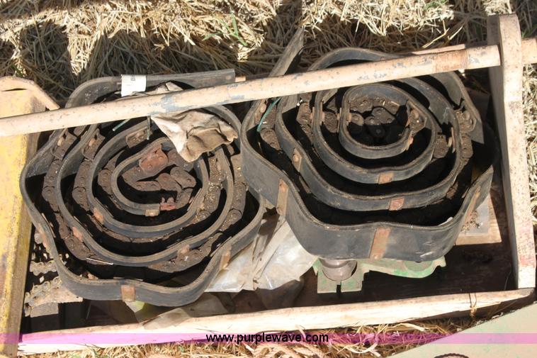 image for item H2160 John Deere 3950 forage harvester