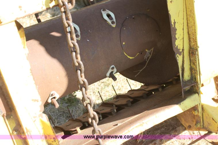 image for item H2160 John Deere 3950 forage harvester