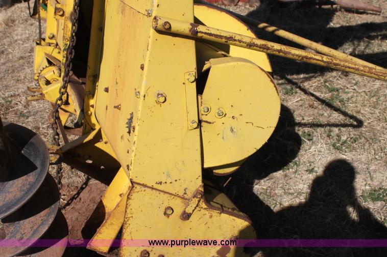 image for item H2160 John Deere 3950 forage harvester