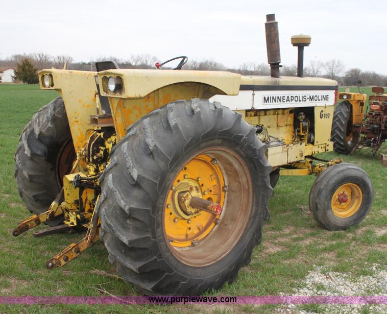 image for item H2170 1967 Minneapolis Moline G900 tractor