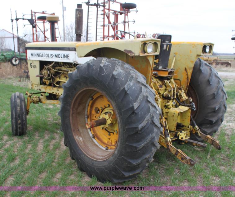 image for item H2170 1967 Minneapolis Moline G900 tractor