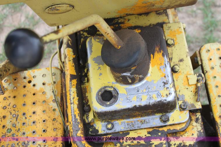 image for item H2170 1967 Minneapolis Moline G900 tractor