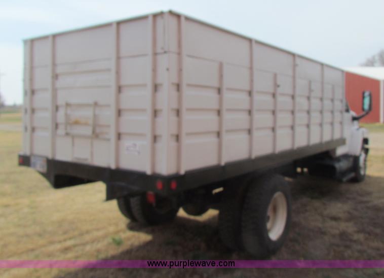 image for item H2211 2004 GMC C6500 grain truck