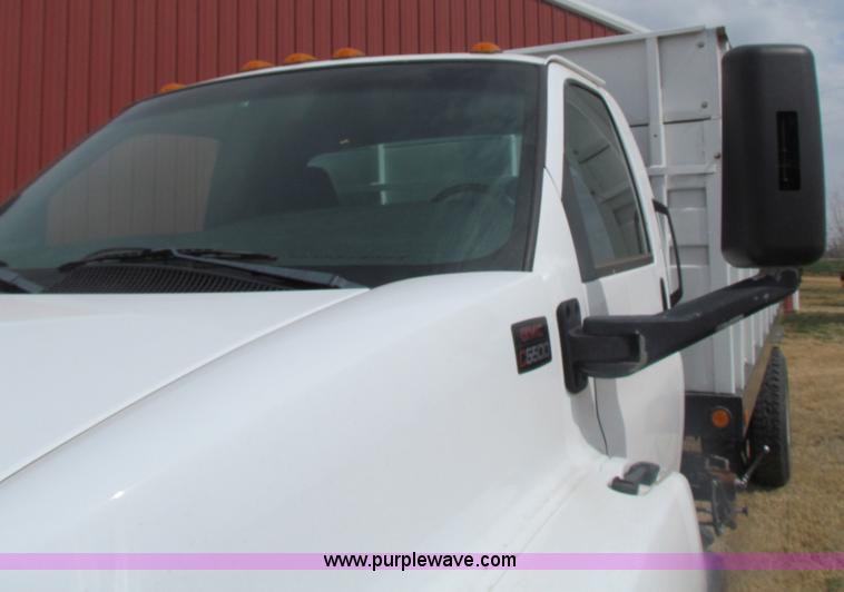 image for item H2211 2004 GMC C6500 grain truck