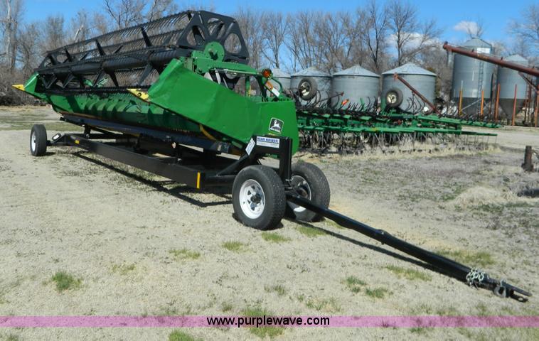 image for item H2491 1995 John Deere 925 platform