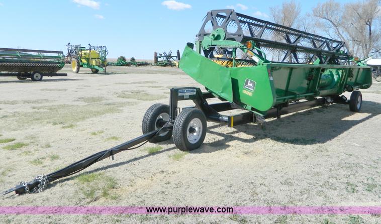 image for item H2491 1995 John Deere 925 platform