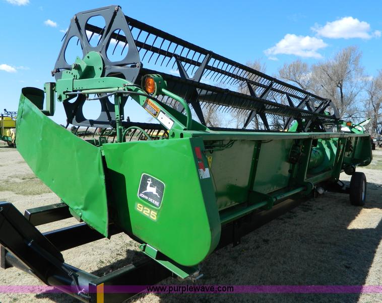 image for item H2491 1995 John Deere 925 platform