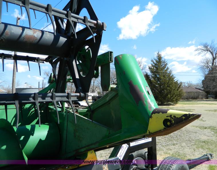 image for item H2491 1995 John Deere 925 platform