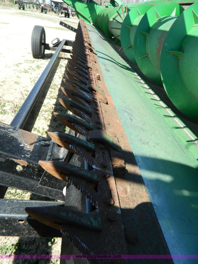 image for item H2491 1995 John Deere 925 platform