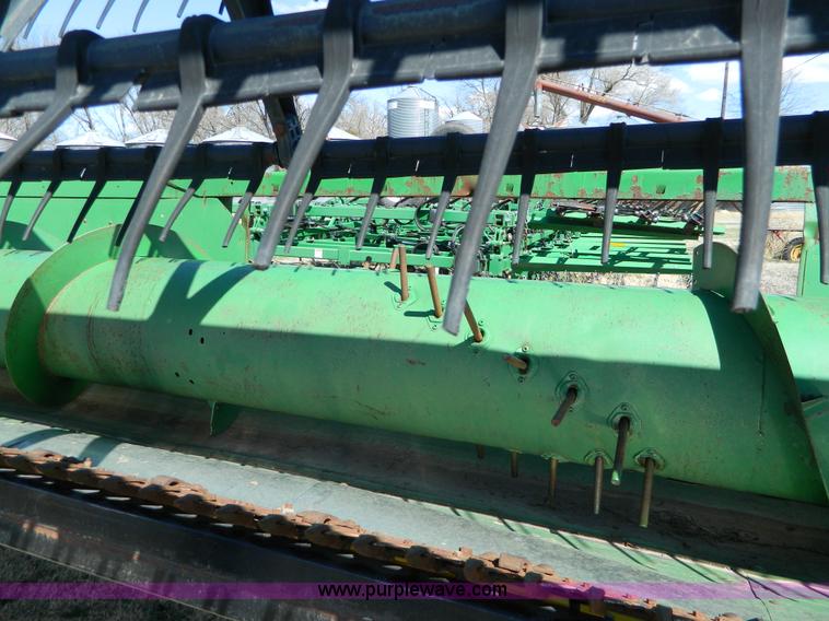 image for item H2491 1995 John Deere 925 platform