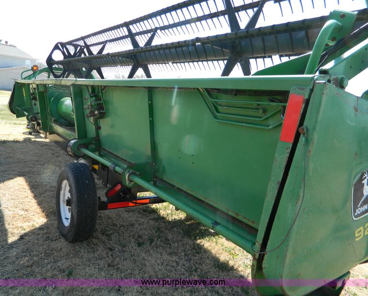 image for item H2491 1995 John Deere 925 platform