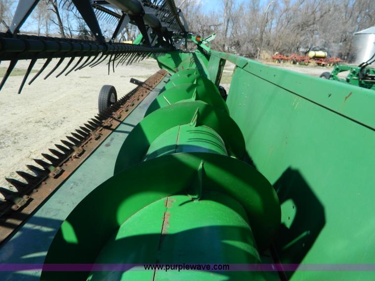 image for item H2491 1995 John Deere 925 platform