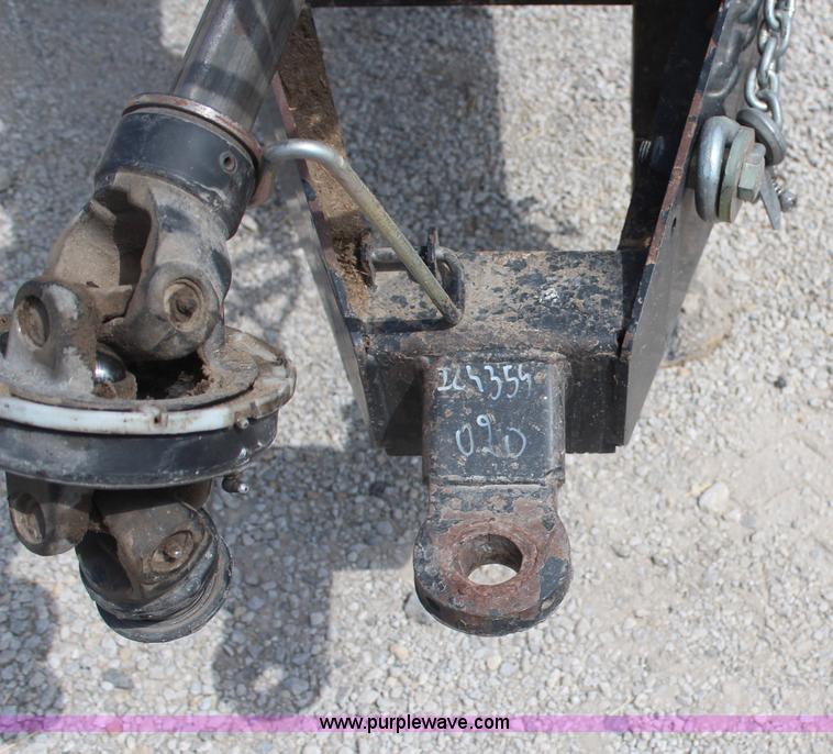 image for item H2594 2004 New Holland BB940A large square baler