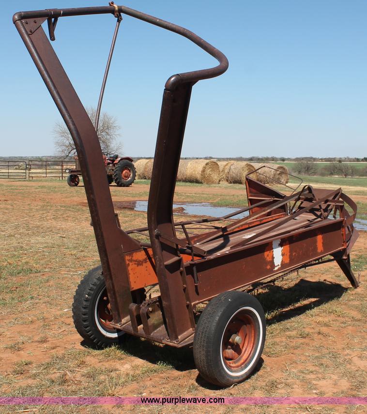 image for item H5715 Bush Hog pop-up square bale loader