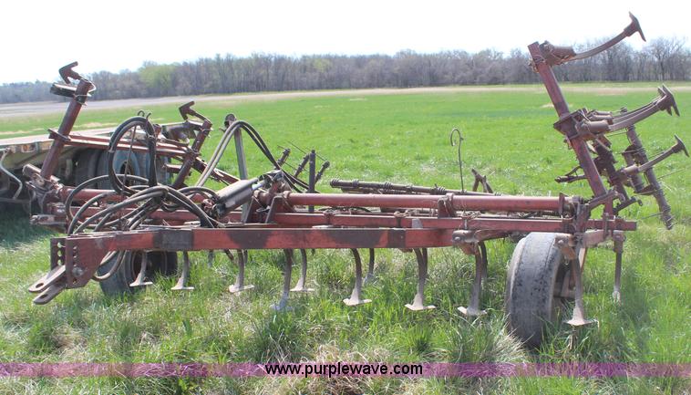 image for item H6036 International 45 Vibrashank cultivator