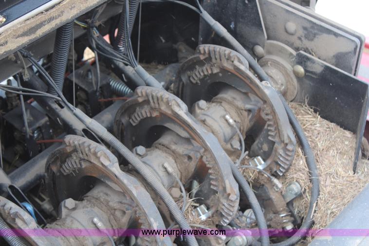 image for item H6089 2007 New Holland BB940A large square baler