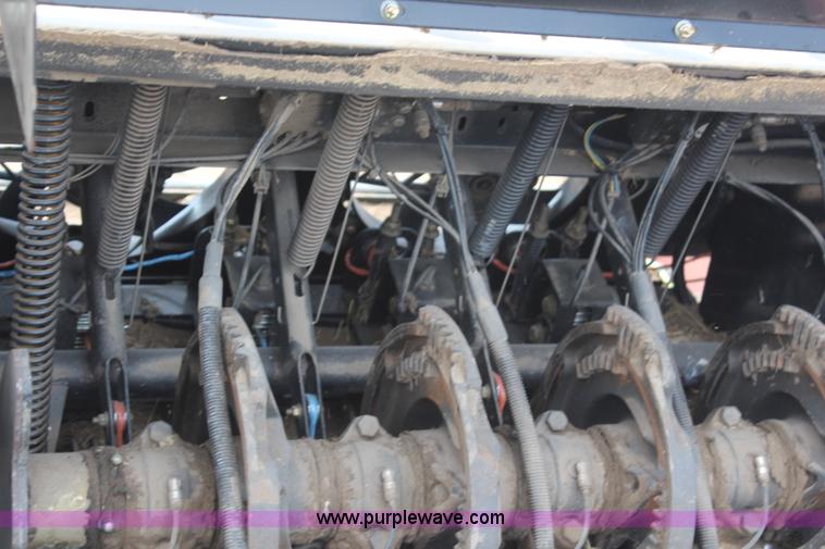 image for item H6089 2007 New Holland BB940A large square baler