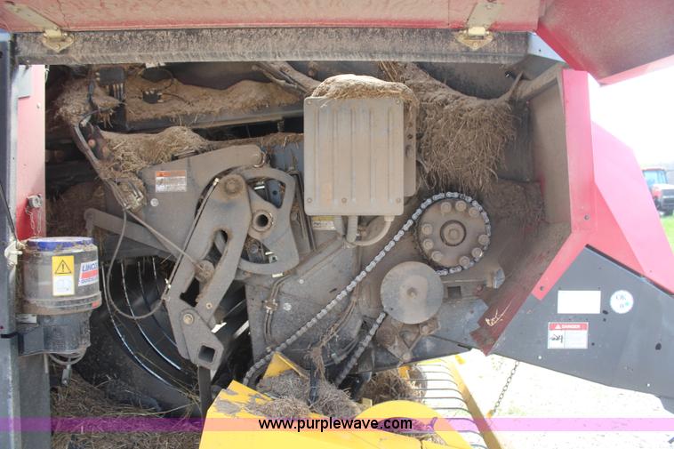 image for item H6089 2007 New Holland BB940A large square baler